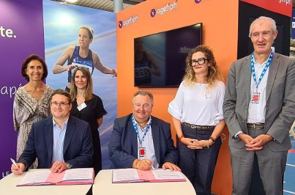 De gauche à droite : Nathalie Thibivilliers, Fabien Gillen,  Christelle Breton, Christophe Roth, Peggy Montero, Didier Eyssartier